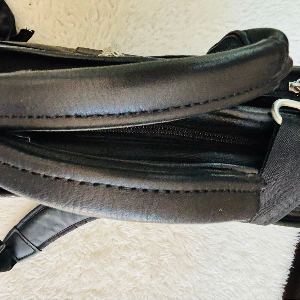 CODI Sophisticated Genuine Black Leather Briefcase/Laptop Unisex Bag 14”x11””x5”